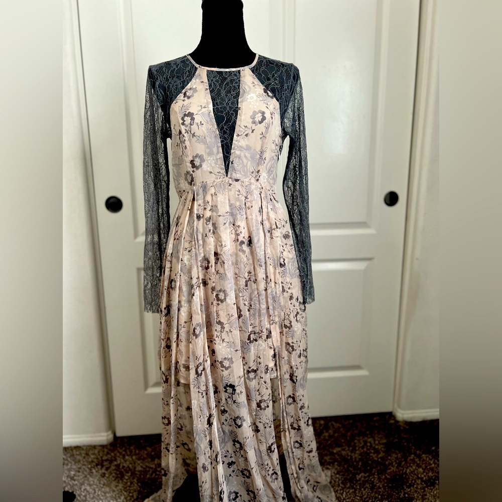 Free poeple long sleeve lace dress